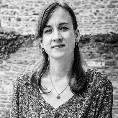 photo-portrait-anne-editions-magie-illustratrice